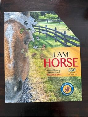 I AM HORSE 550-Piece Head-Shaped Jigsaw Puzzle - Brown & Green